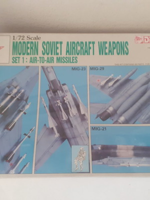 Modern Soviet Aircraft Weapons Model 1/72 scale new