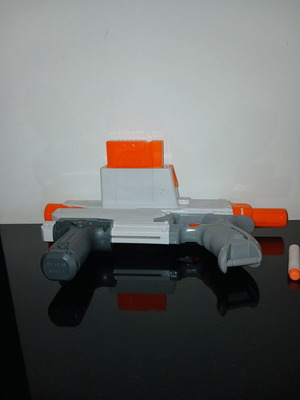 Nerf Modulus Mediator Blaster like new