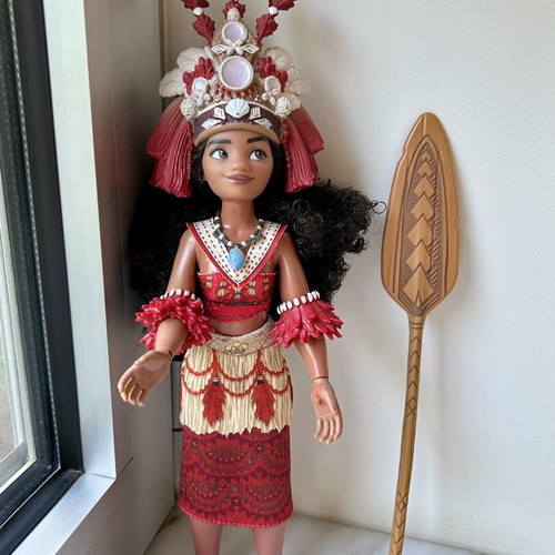 Disney Store Moana Singing Doll 12” like new