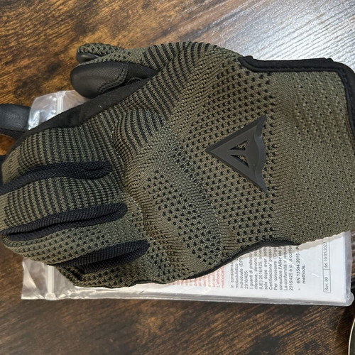 Argon Gloves Grape-Leaf summer motorcycle gloves, size M, Dainese