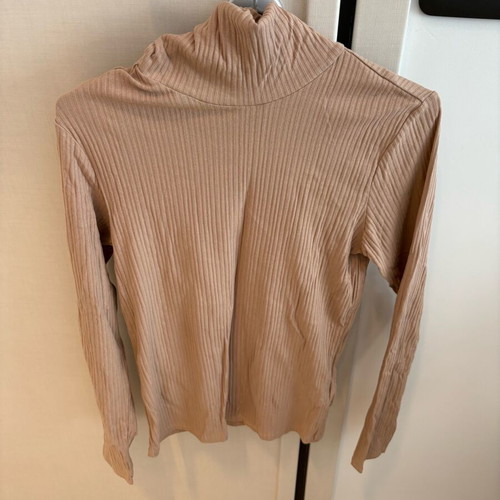 Turtleneck shirt new, rotten apple color, sizes S and M