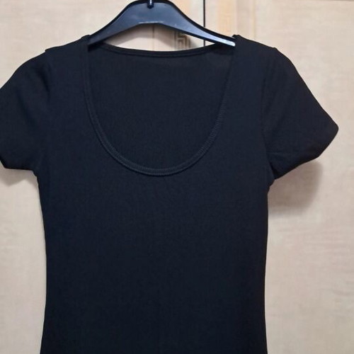 Long elastic dress black, like new, side slit, 95% viscose