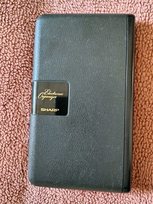 Sharp IQ-7000 electronic organizer used, unknown working condition