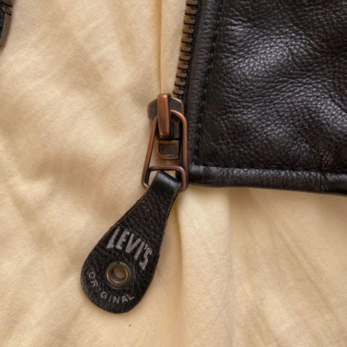 Levi’s leather bomber jacket like new, black, size M