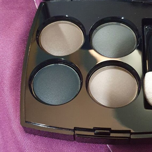 Chanel palette Blurry Blue new