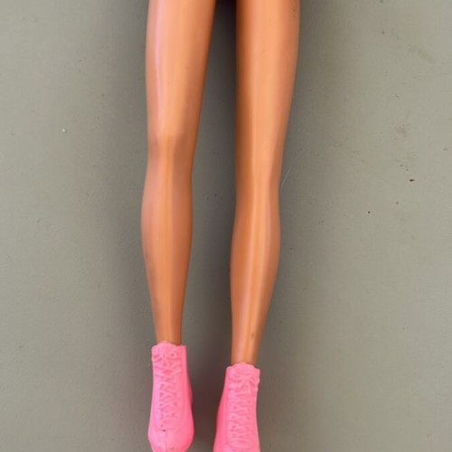 Sindy Ice Skater doll used, very good condition