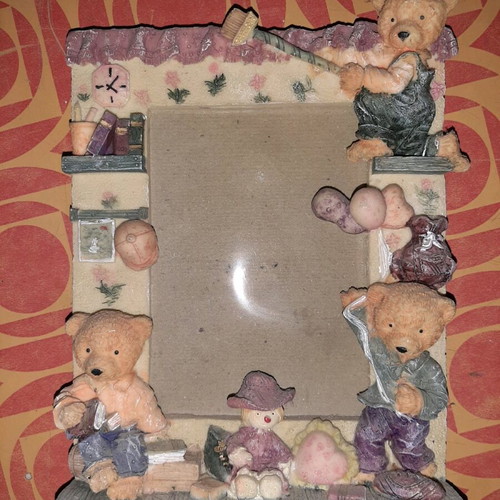 Glass photo frame with teddy bears like new, size 14x18.5