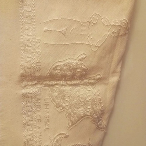 Tablecloth from Cyprus like new, 1.10×0.85m