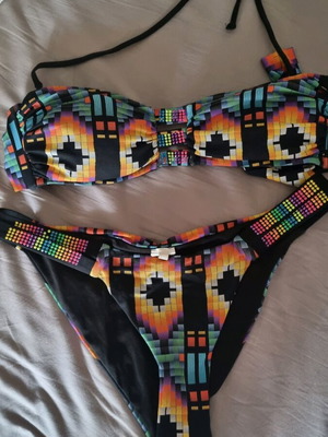 SugarFree swimsuit large like new, multicolored