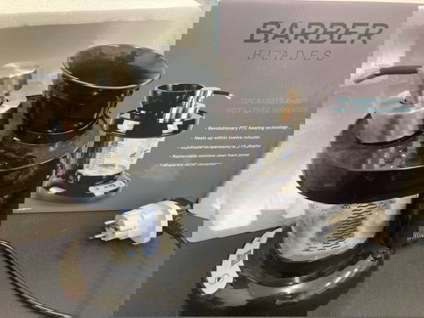 Barber Range Hot Lather Dispenser Ζεστού αφρού ξυρίσματος σε πολύ καλή κατάσταση Τιμή 20 Ευρώ