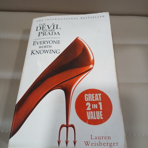 The Devil Wears Prada and Everyone Worth Knowing by Lauren Weisberger like new, English