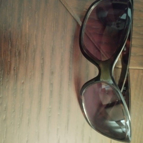 Children's Tortoise Shell Sunglasses like new, brown