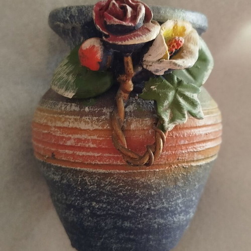 Vintage decorative small vase used, 11 centimeters