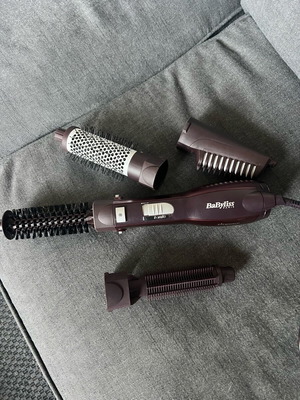 Ηλεκτρική βούρτσα μαλλιών Babyliss σαν καινούργιο με 4 εξαρτήματα