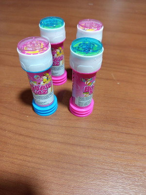 Bubble wands set with dinosaur handles, 9 pieces