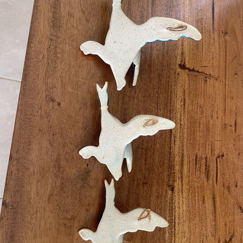 Ceramic flying ducks set of 3 used vintage wall decor