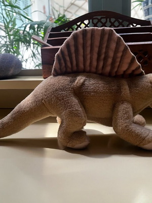 Plush dinosaur toy like new