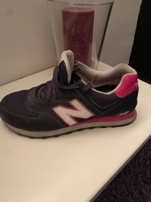 New Balance sneakers size 41 pink purple lightly worn