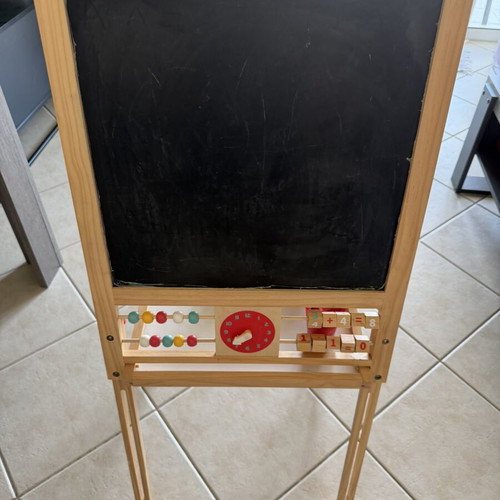 Children's Double-Sided Drawing Board used with clock and abacus