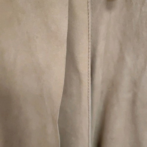 Pinko suede skirt used, size medium, beige