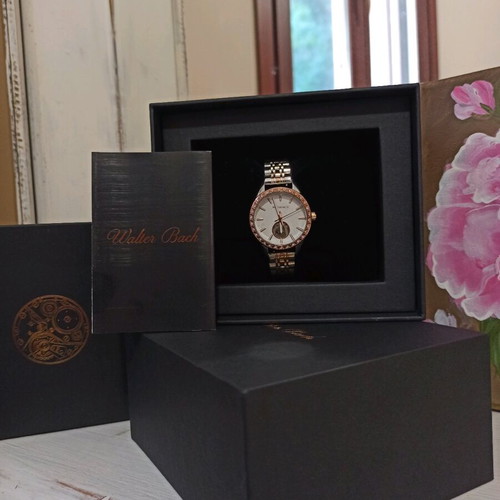 Walter Bach Automatic Women's Watch like new, gold and silver