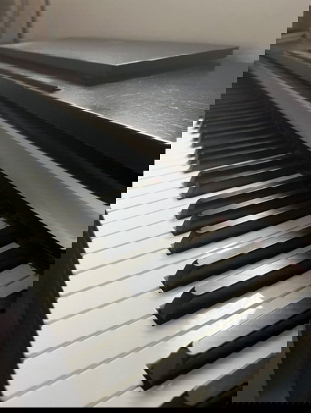 Yamaha YDP-142 Ηλεκτρικό πιάνο