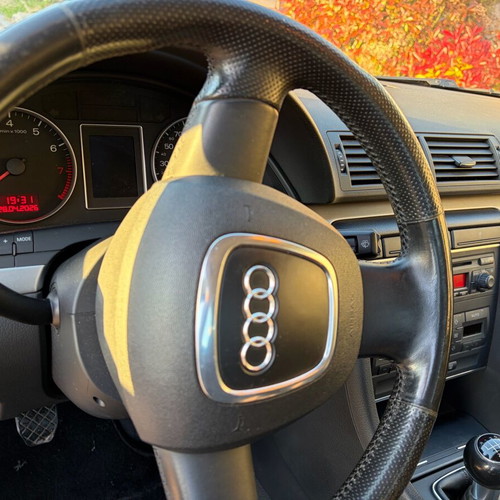 Audi A4 quattro 1.8T sedan 2006 like new, manual, gas