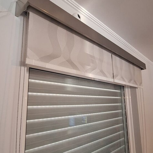 Roller blinds system like new, white/grey/silver