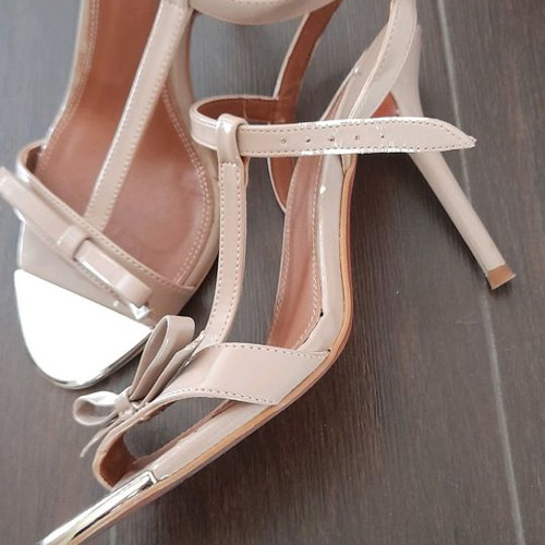 Zara sandals used, size 38, beige with gold details