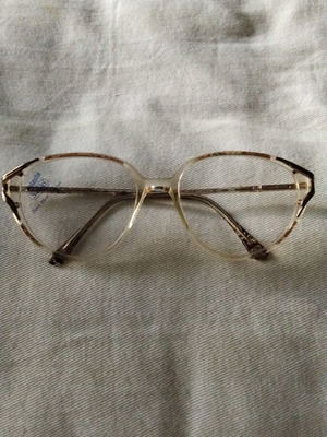 Safilo Vintage Optical Frame like new, white and brown tortoiseshell