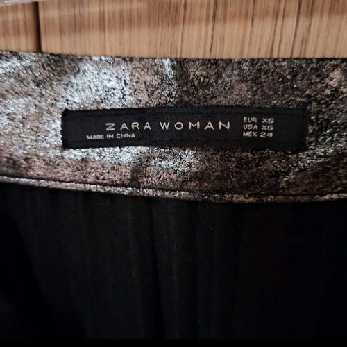 Zara pleated mini skirt silver metallic new, size XS