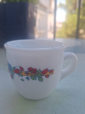 Vintage Christmas Coffee Cups Cerve set of 12 new