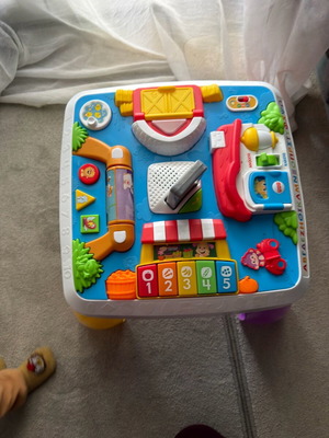 Fisher Price Activity Table like new