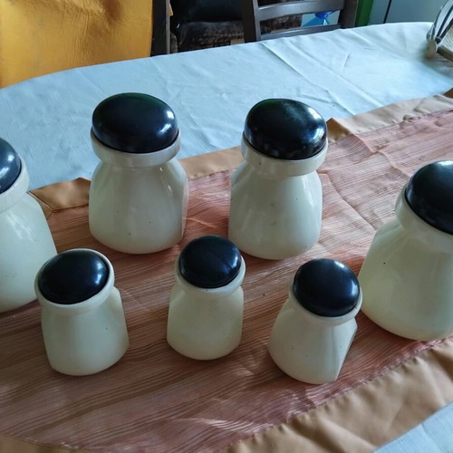 Retro spice set of 7 pieces used