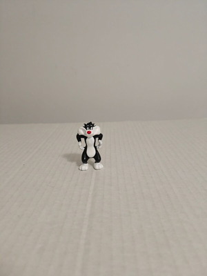 Sylvester figure Looney Tunes used