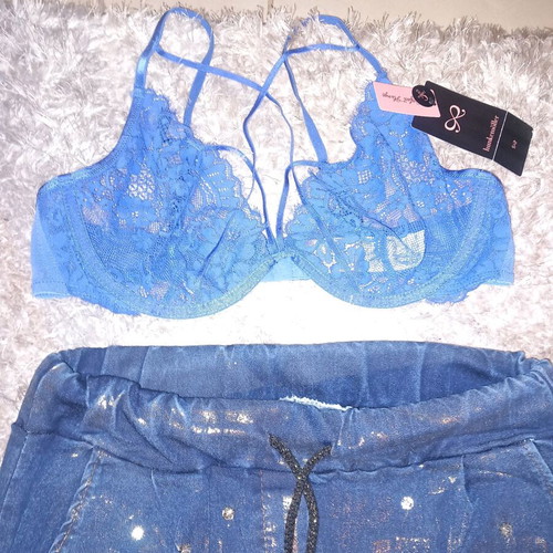 Elastic jeans with rhinestones and Hunkemöller c75 bralette like new, size S/M