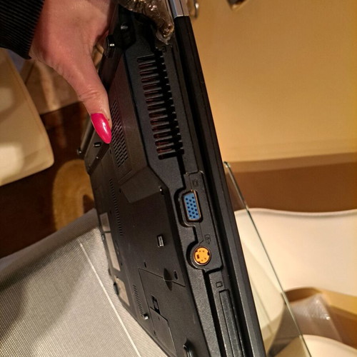 Fujitsu Siemens Amilo Pro 15.4" used laptop with charger and battery