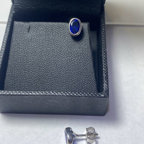 White gold 14k earrings with zircon and certificate of authenticity