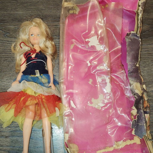 Sebino doll used with wear and damaged packaging