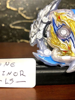 Beyblade Burst Rise Zone Luinor L5 Drake Spiro-H figure like new