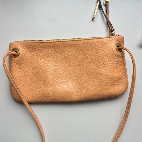 KEM leather shoulder bag in apricot, like new