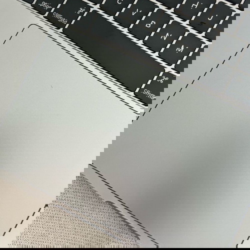 πωλείται MacBook Pro 15” 2016