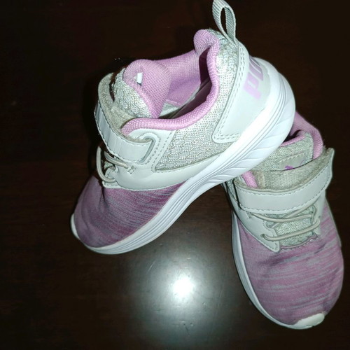 Puma kids athletic shoes used size 23 purple color