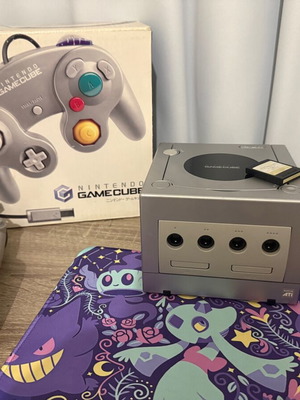 Nintendo GameCube μεταχειρισμένο Japanese Silver με κουτί και δύο τηλεχειριστήρια