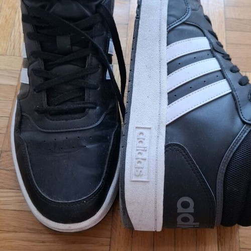 Addidas Men's Athletic Shoes Hoops 3.0 Mid Classic Vintage like new, black