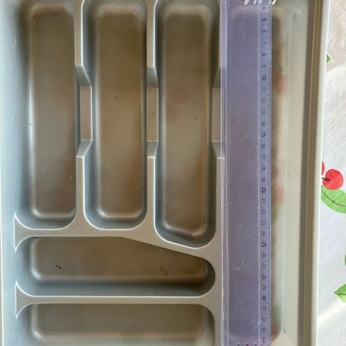 Cutlery tray 6 slots like new, gray