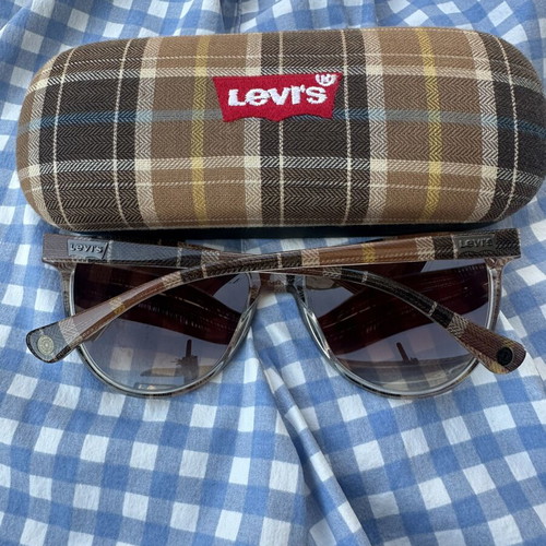 Levi's sunglasses new, brown
