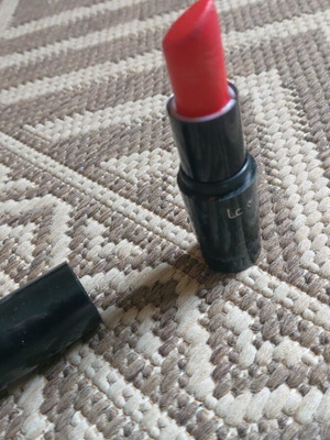 Red lipstick like new