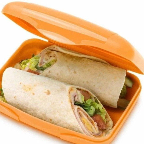 Tupperware small snack box 600 ml, orange