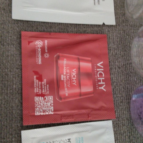 Travel set with gift toiletry bag new